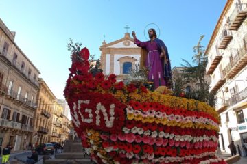 Foto. Caltanissetta al via la Settimana Santa: “W Gesù Nazareno” 