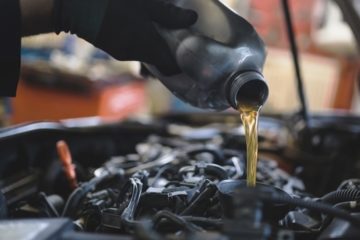 Come scegliere l’olio motore
