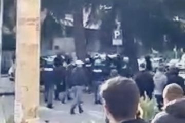 Caltanissetta, scontri tra tifosi prima della partita Nissa- Enna: polizia ripristina l’ordine