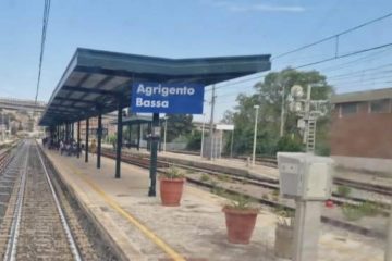 Minaccia di fare saltare in aria la stazione di Agrigento: arrestato e rimesso in libertà 