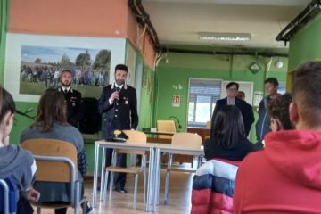 “Cultura della legalità”, Carabinieri incontrano gli studenti di Mazzarino