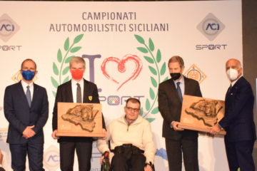 Automobilismo, a Taormina la seconda edizione del “Premio Nino Vaccarella”
