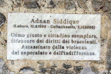 Caltanissetta. L’Amministrazione comunale commemora Adnan Siddique, il giovane assassinato nel 2020 per avere difeso i braccianti dai caporali