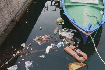 Agati: Il porto di Gela uno specchio d’acqua di rifiuti. Si deve intervenire