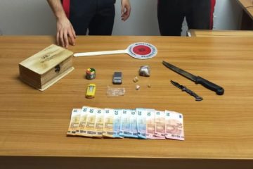 Deteneva droga in casa, 23enne arrestato nel Nisseno 