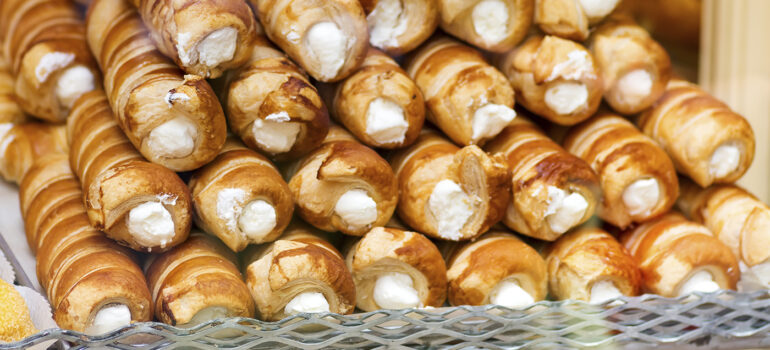Il cannolo più lungo del mondo è di Caltanissetta